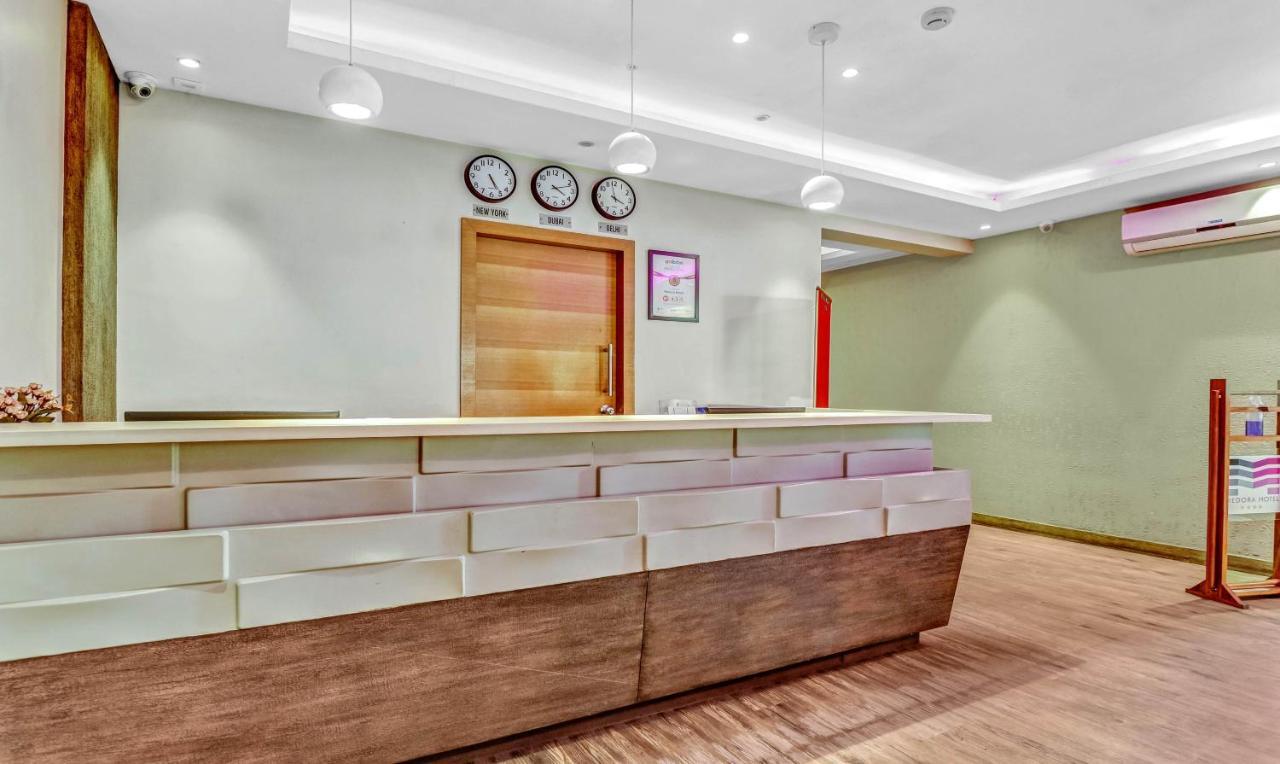 Medora Hotel Kozhikode Buitenkant foto