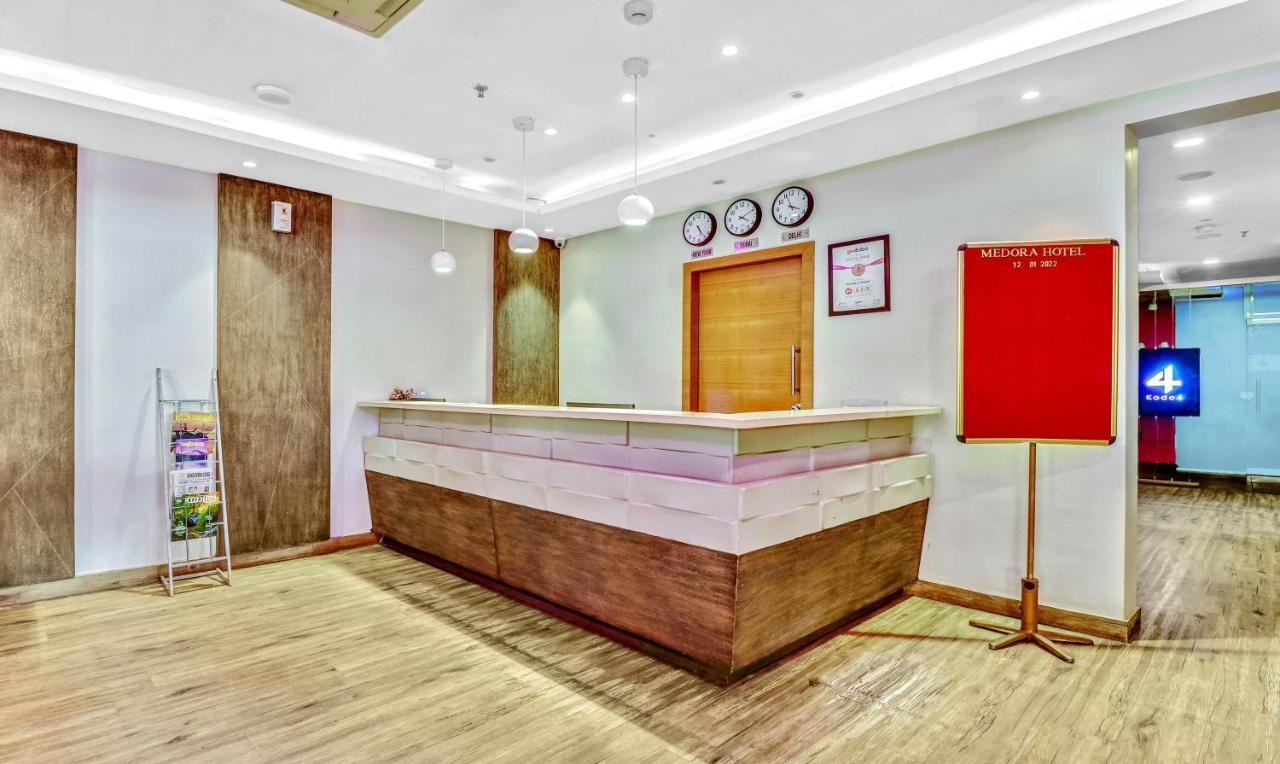Medora Hotel Kozhikode Buitenkant foto